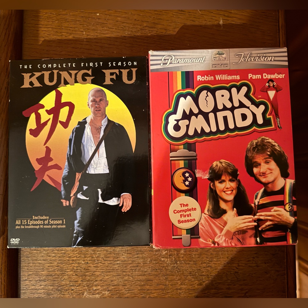 TV DVD Collection 8 sets 1 Price